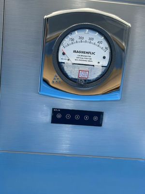 Pharmazeutische Qualität Laminar Flow Hood H14 HEPA 99,9995% Effizienz & UV Sterilisation für aseptische Verarbeitung