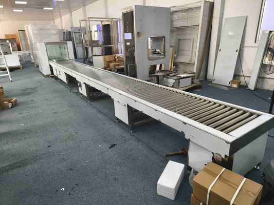 Kraftbetriebener Rollenförderer Luftdusche Pass-Through Box